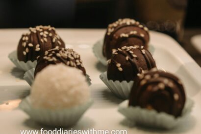 Thumbnail for Oreo Truffles with cream cheese: A Crowd-Pleasing Dessert in Minutes…