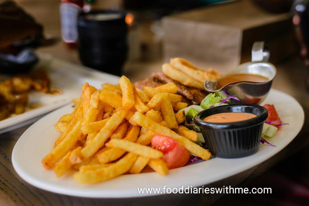 Homemade French Fries: From Soft to Crispy in Just 3 Easy Steps